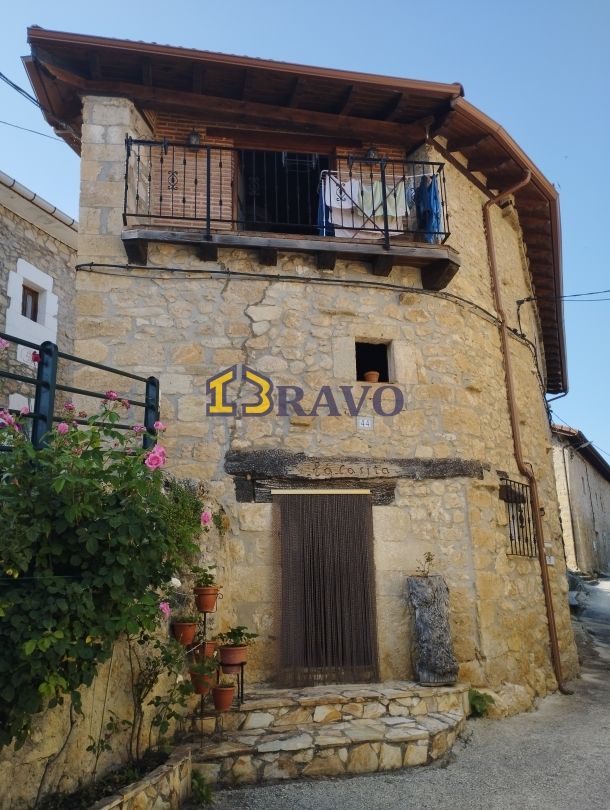 casa en venta en valle de manzanedo